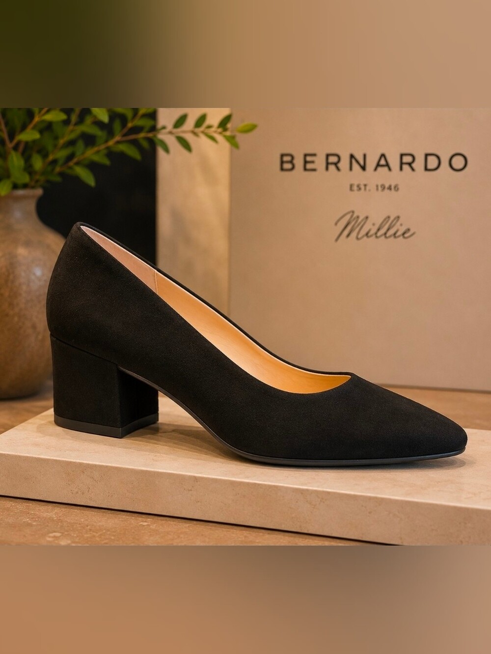 Bernardo “Millie” Women’s Black Kid Suede Block Heel Pumps – Size 10M – NIB